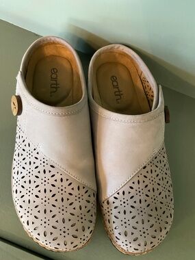 Earth Cream Leather Perforated Slip-On Clogs with Button Detail